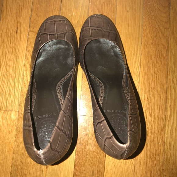 Tory Burch Brown Leather Heels - Picture 5 of 7